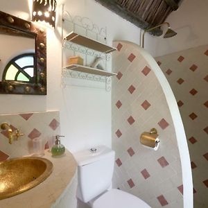 Habitación Estándar con 2 Camas Individuales